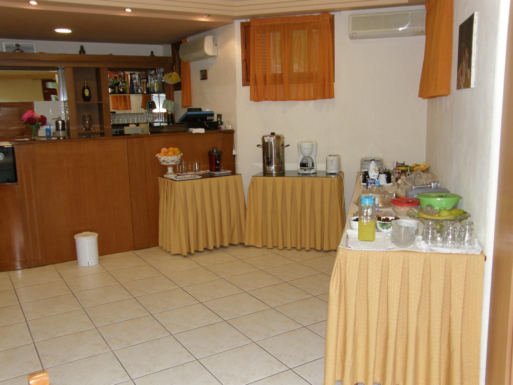 Megim Hotel Palaiochora Luaran gambar