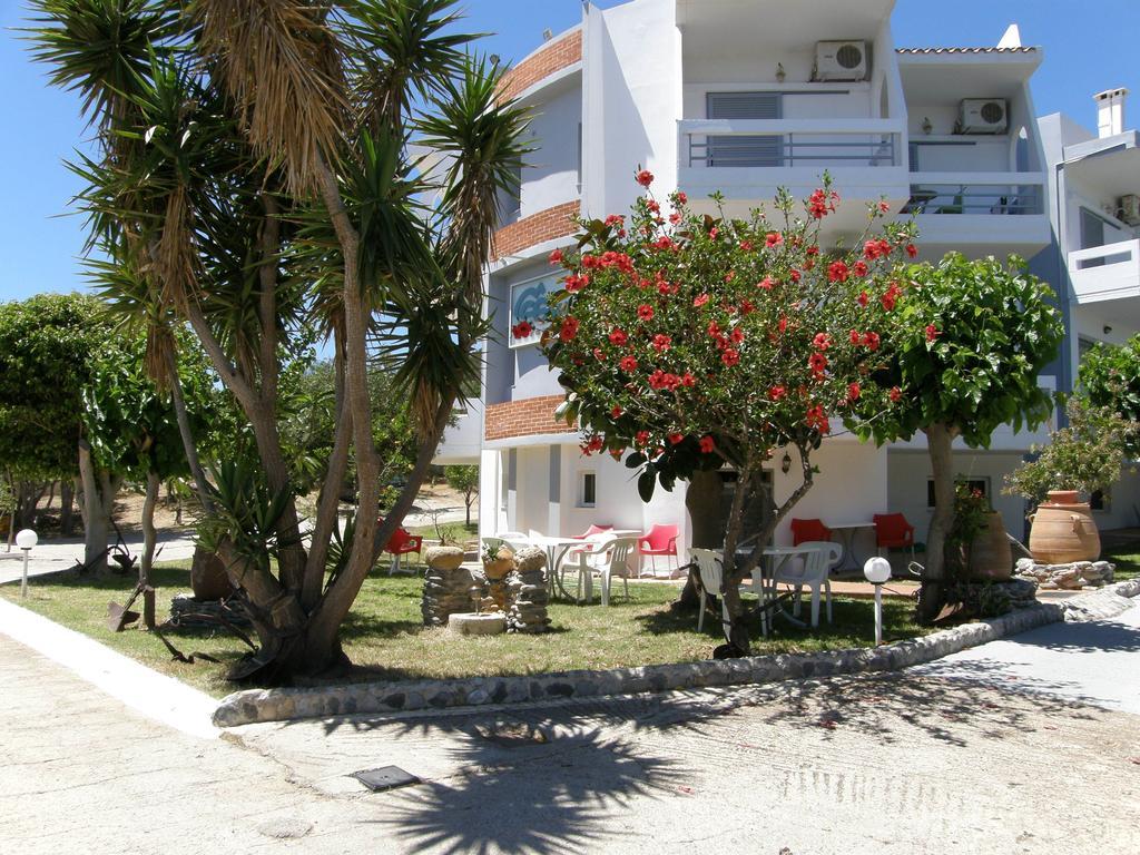 Megim Hotel Palaiochora Luaran gambar