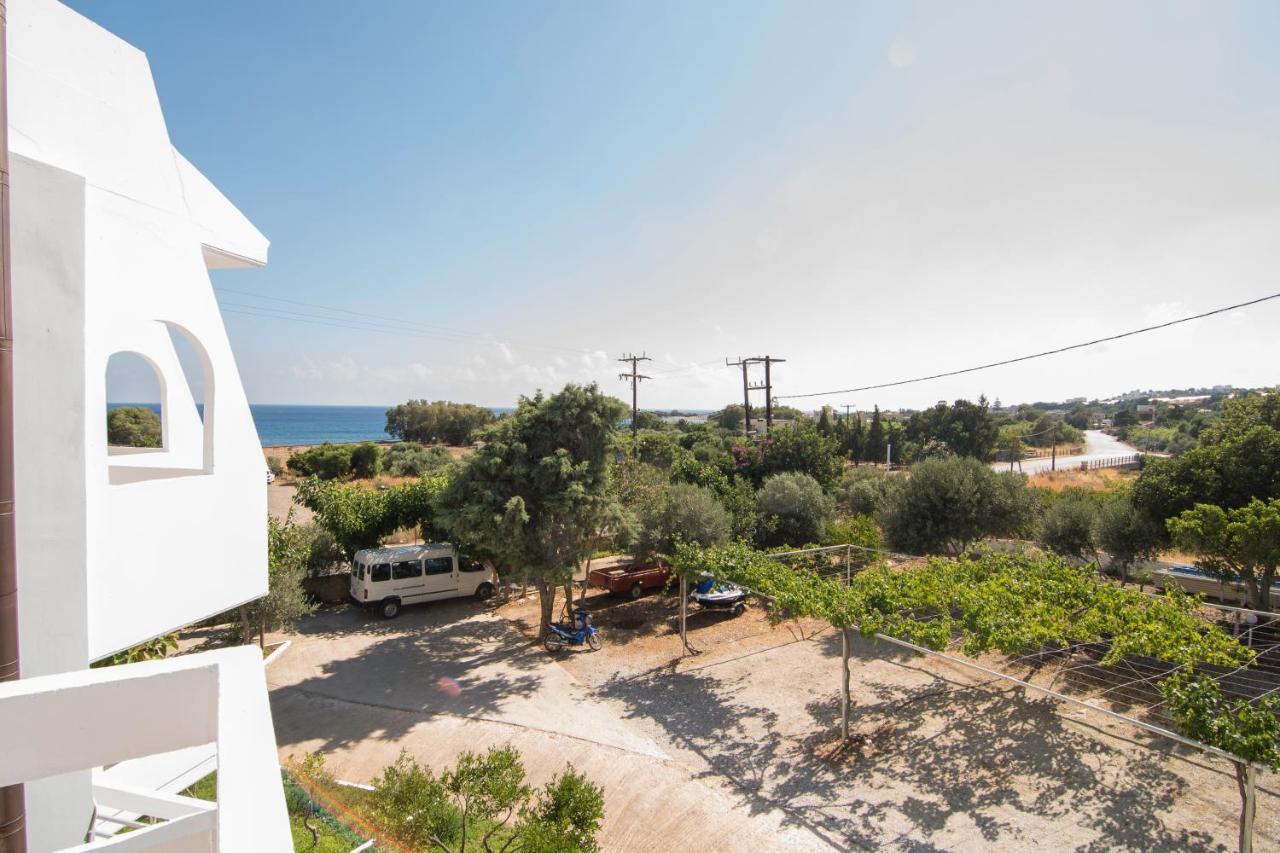 Megim Hotel Palaiochora Luaran gambar