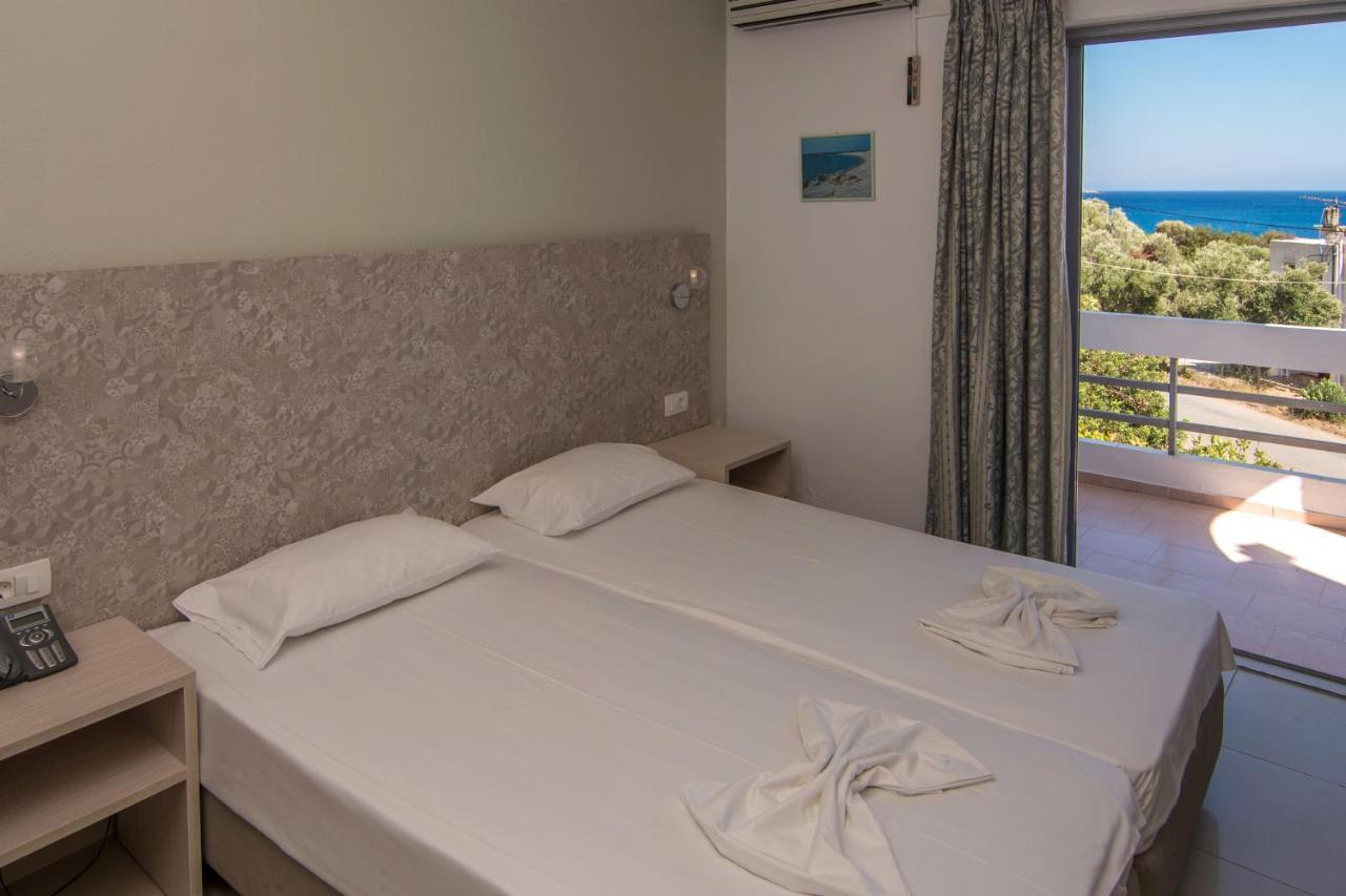 Megim Hotel Palaiochora Luaran gambar