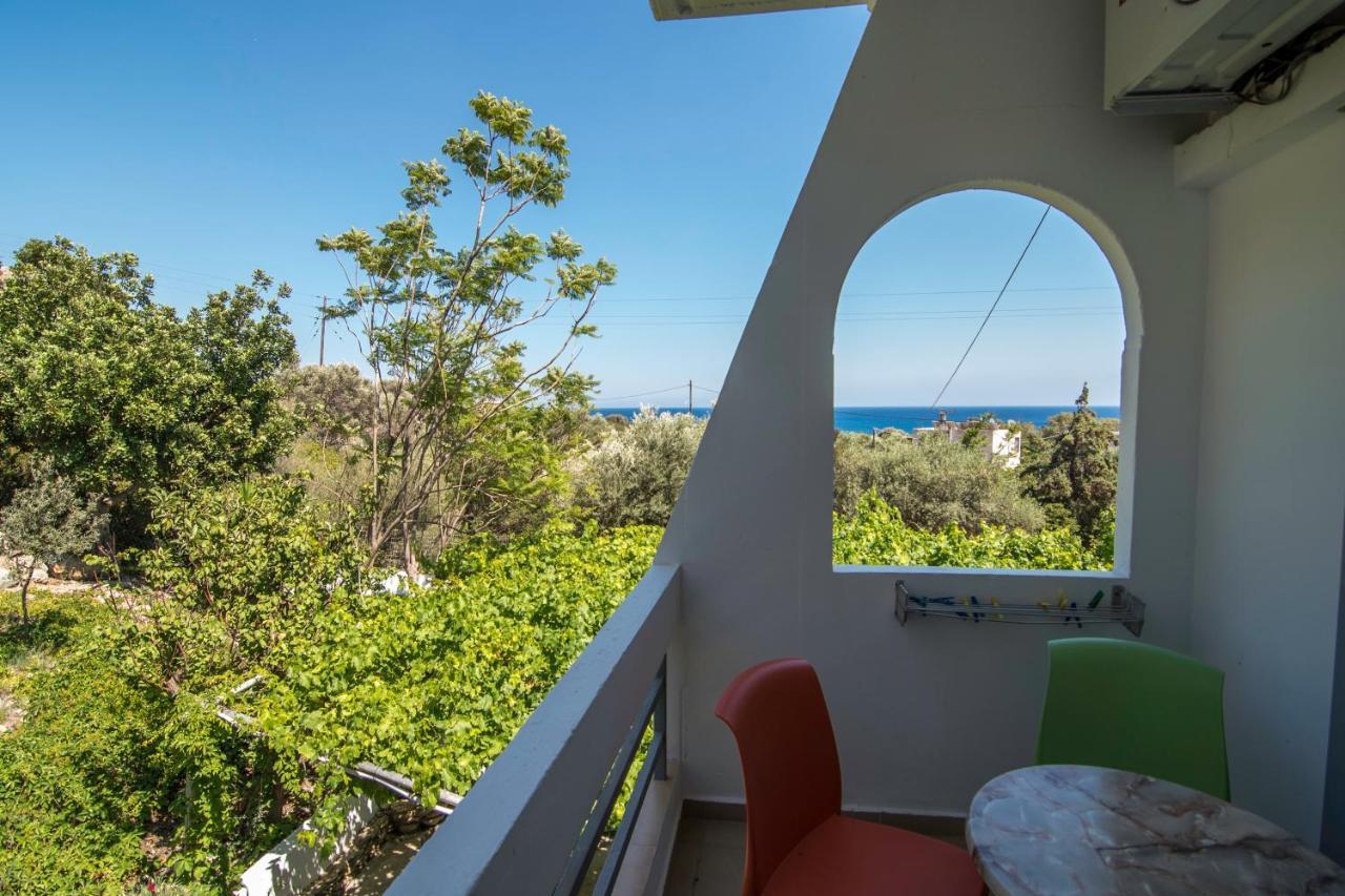 Megim Hotel Palaiochora Luaran gambar